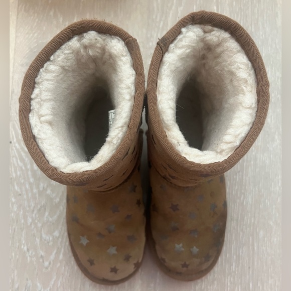 Kids star uggs - Picture 4 of 4